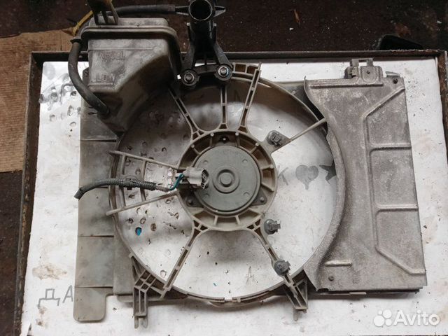 Вентилятор радиатора Toyota Vitz KSP90 1krfe 2008