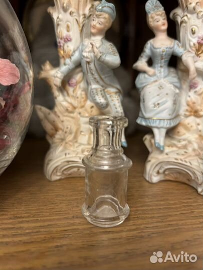 Флакон парфюмерный старинный