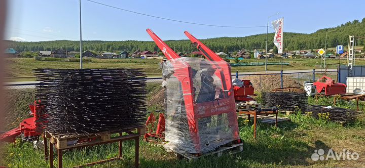 Фронтальный погрузчик пку 0,8