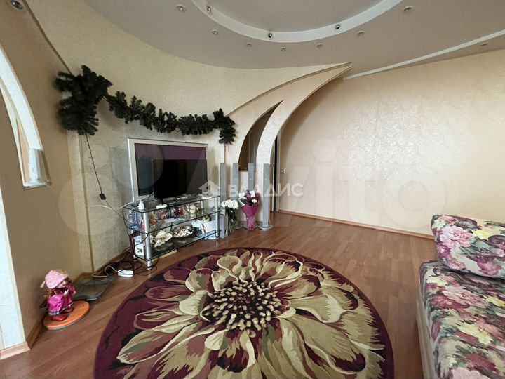 2-к. квартира, 73,5 м², 9/9 эт.