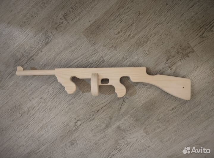 Пистолет-пулемёт Томпсона (Tommy Gun) дерево