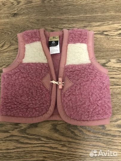 Жилетка на девочку