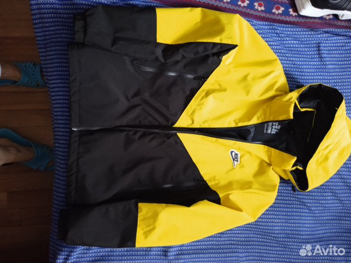 Куртка на подростка