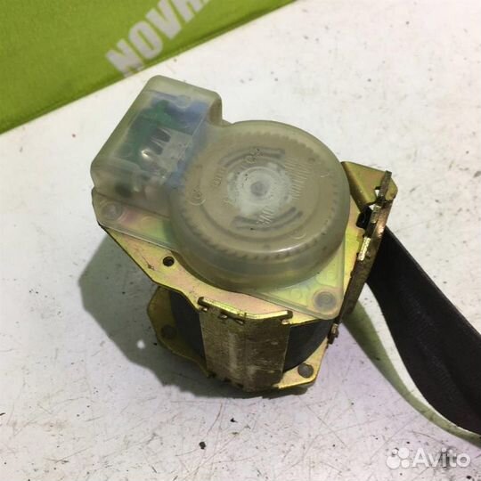 Ремень безопасности Тойота Королла Е100