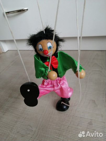Клоун марионетка