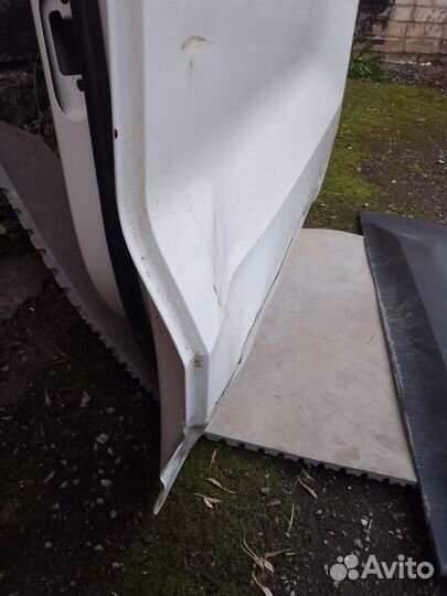 Дверь задняя левая Skoda Kodiaq