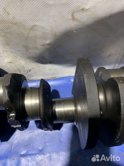 Коленвал jeep gran cherokee 5.2 magnum