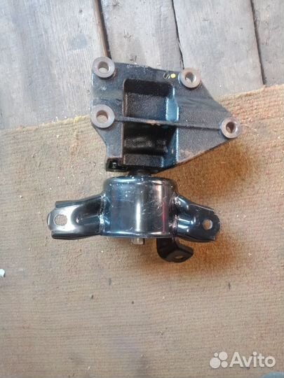 Опора двигателя solaris