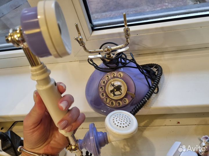 Дисковый старый телефон советский