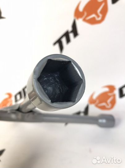 Балонный ключ крестообразный