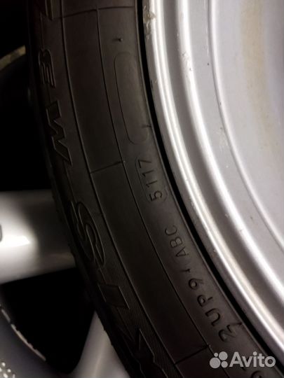 Maxxis Bravo HP-M3 235/65 R18