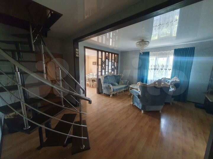 Дом 152 м² на участке 7 сот.