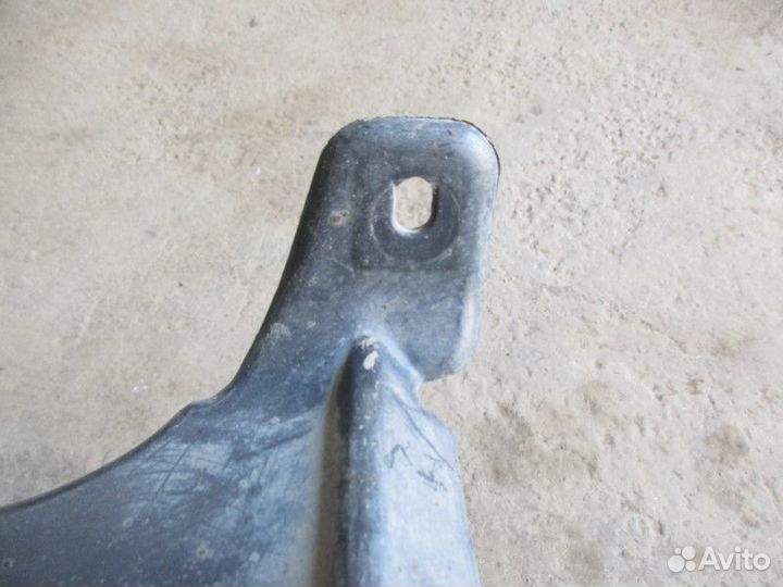 Брызговик задний левый Honda Accord VII 2003-2008