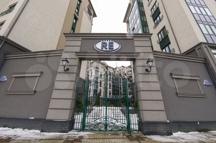 3-к. квартира, 94 м², 3/9 эт.