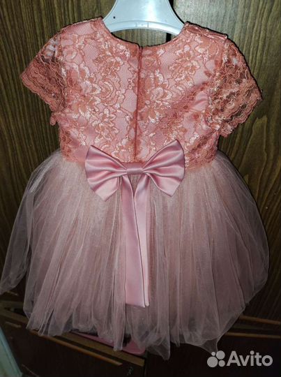 Нарядное платье для девочки