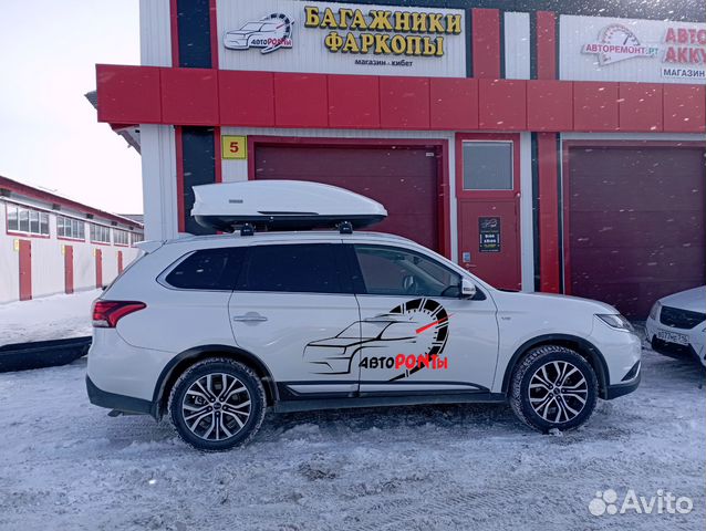 Автобокс Voyage 440л на Mitsubishi Outlander