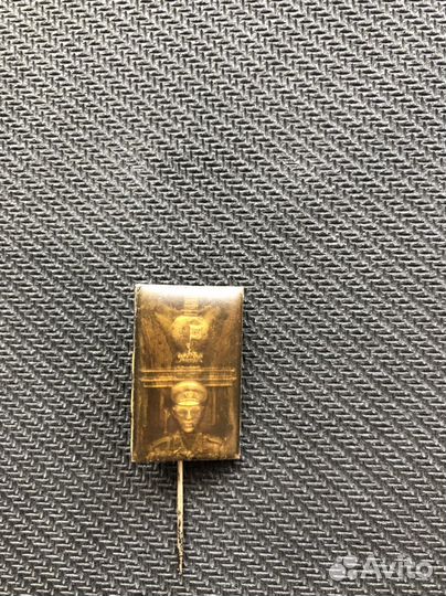 Значок серебро