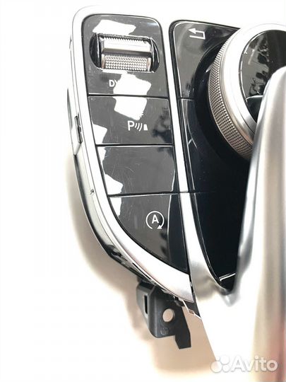 Блок управления мультимедией Mercedes