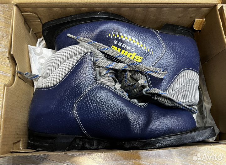 Лыжные ботинки 36 размер