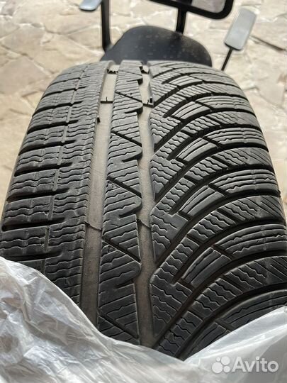 Michelin Pilot Alpin PA4 225/45 R18
