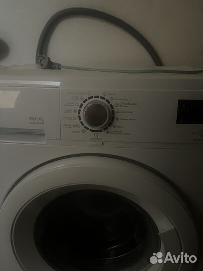 Стирально-сушильная машина Electrolux б/у