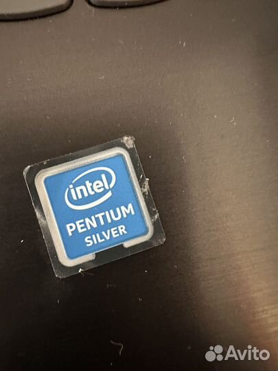 Lenovo Pentium Silver/256 SSD