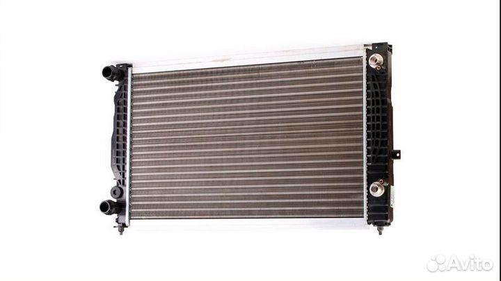 Радиатор охлаждения Audi A6 C5