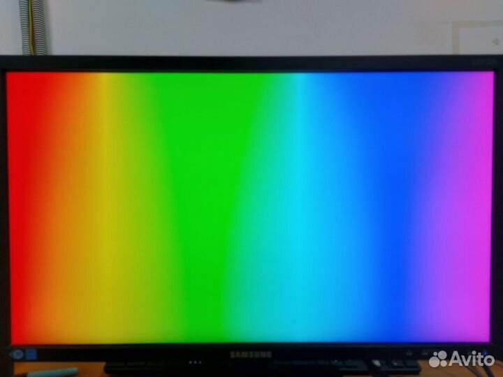 Монитор Samsung 21,5