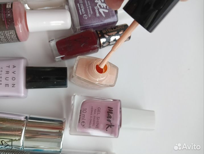 Лак для ногтей пакетом