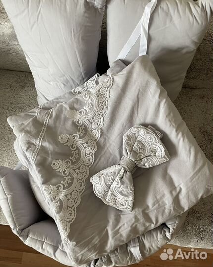 Комплект бортиков в кроватку