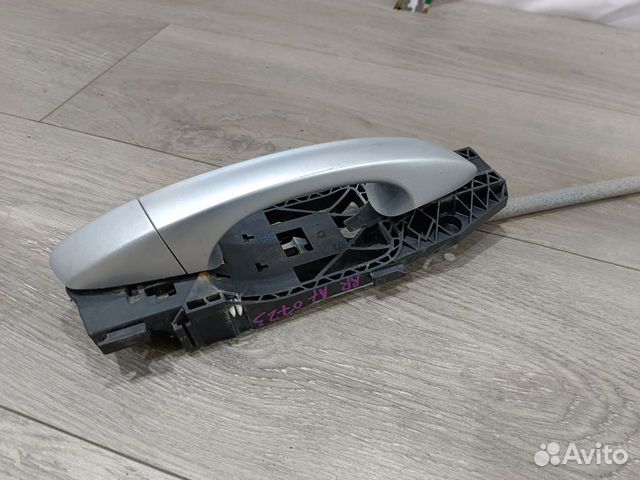 Правая ручка двери для Skoda Octavia A7 серебро