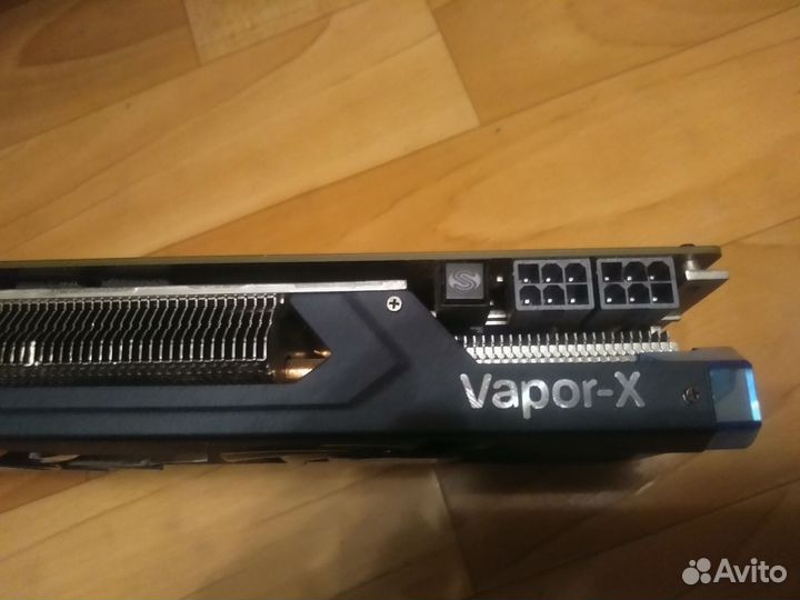 Видеокарта Radeon R9 270X Vapor-X 2GB