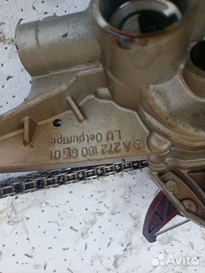 Масляный насос Mercedes Benz C class A 2721800501