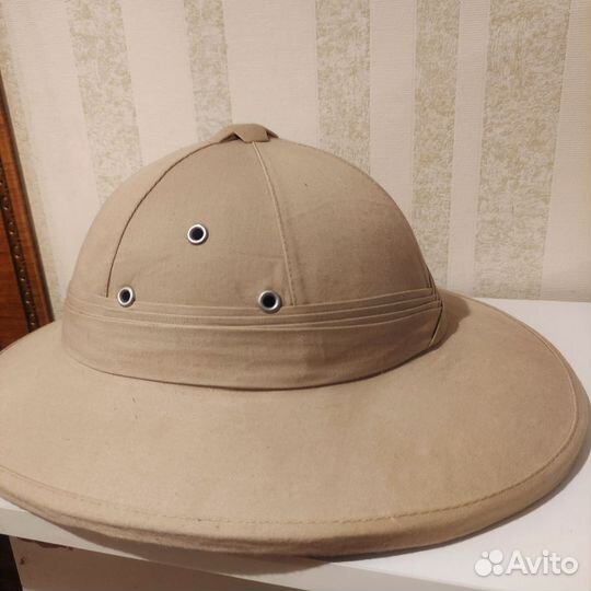 Пробковый шлем