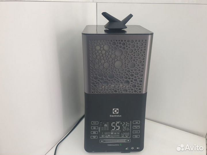 Увлажнитель воздуха Electrolux EHU-3810D