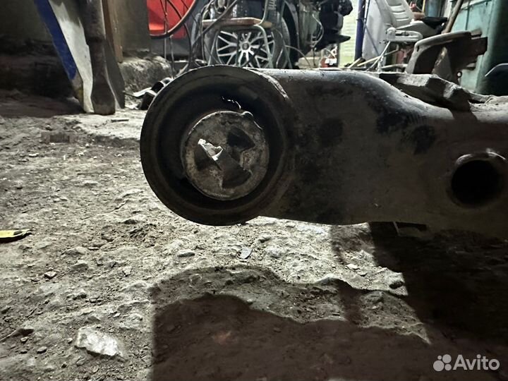 Задняя балка на volkswagen polo 2017