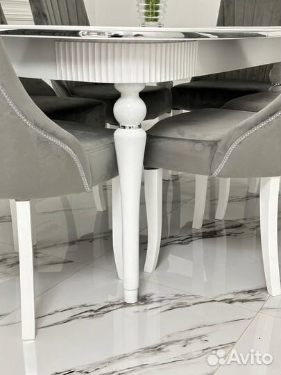 Комплект стол и 6 стульев