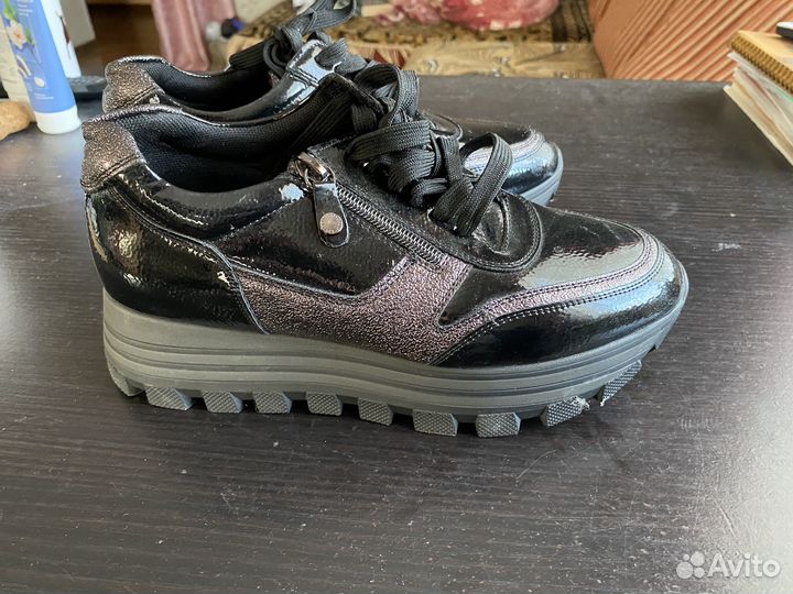 Полуботинки