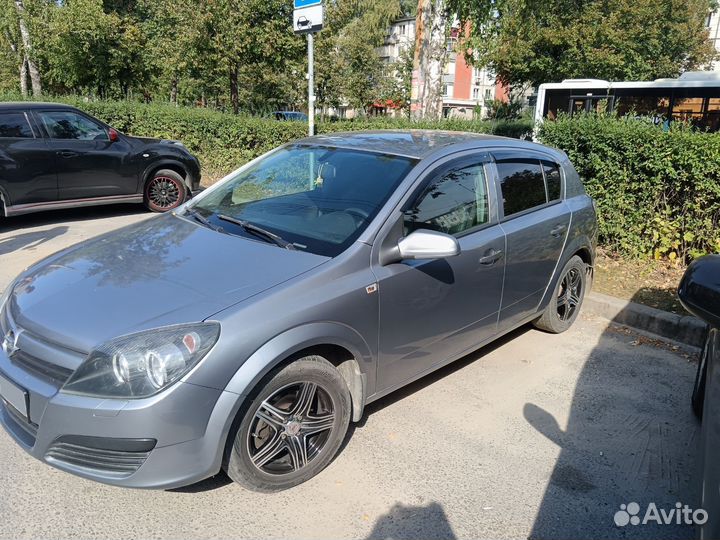 Opel Astra 1.4 МТ, 2004, 240 000 км