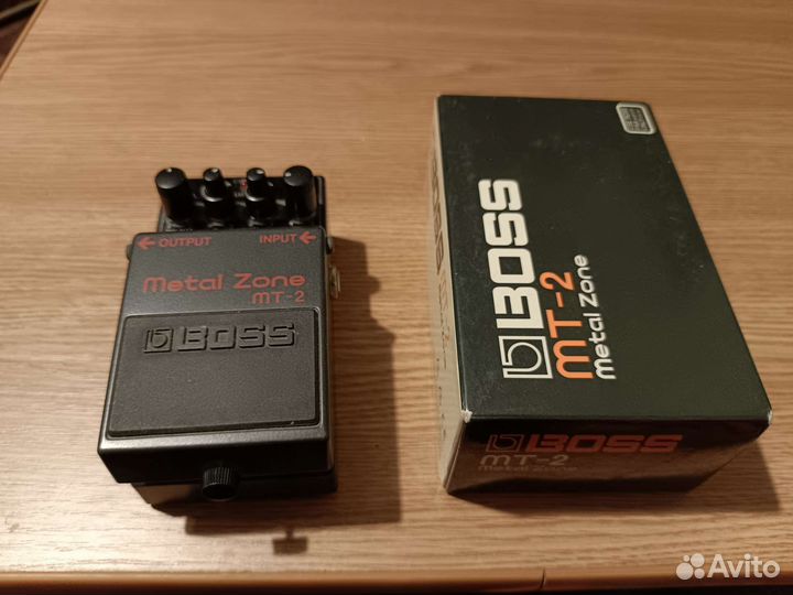 Педаль Boss MT-2 Metal Zone
