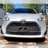 Toyota Sienta 1.5 CVT, 2018, 65 000 км, с пробегом, цена 1 390 000 руб.