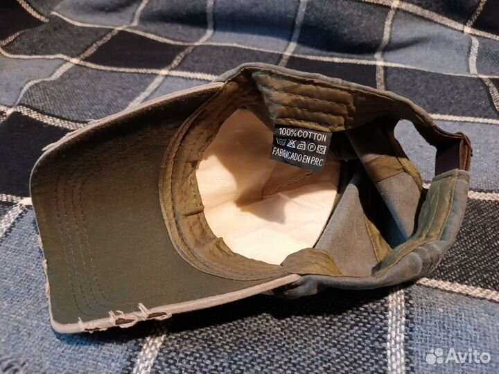 Бейсболка новая