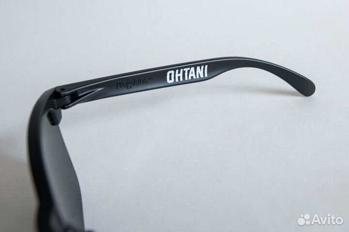 Очки Oakley Frogskins Lite