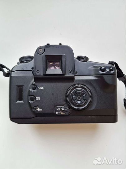 Пленочный зеркальный фотоаппарат Canon EOS 33