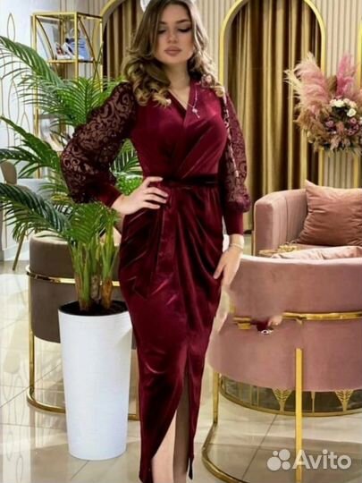 Платье новое