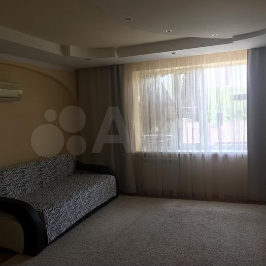 3-к. квартира, 103 м², 4/10 эт.