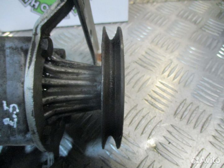 Насос гидроусилителя руля BMW 5 E34 (M20B25)