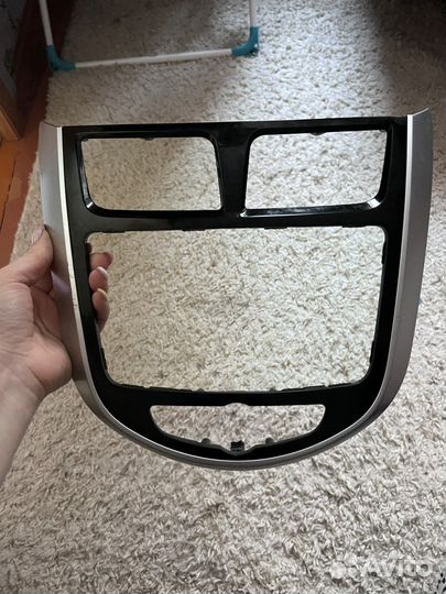 Штатная магнитола на hyundai solaris 2012