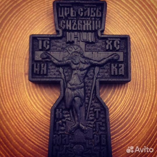 Крестик резной из Палисандра
