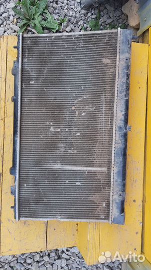 Продаю радиатор на faw b50